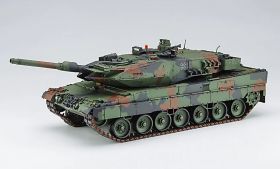 Сборная модель основной танк German Leopard 2 A5 масштабе 1:48