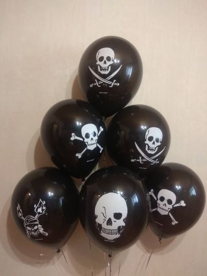 Пиратские черные латексные шары с гелием
