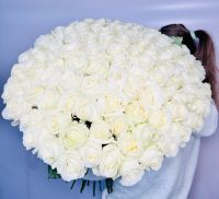 Белые розы 50 см