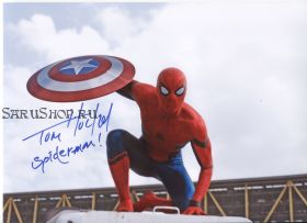 Автограф: Том Холланд. Человек-паук, Первый мститель: Противостояние