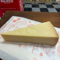 Сыр Мантова 24 месяца (Parmesan) 300 г