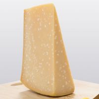 Сыр Мантова 36 месяца (Parmesan) 300 г