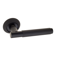 Дверная ручка на круглом основании Fratelli Cattini UNA X D8 черный матовый